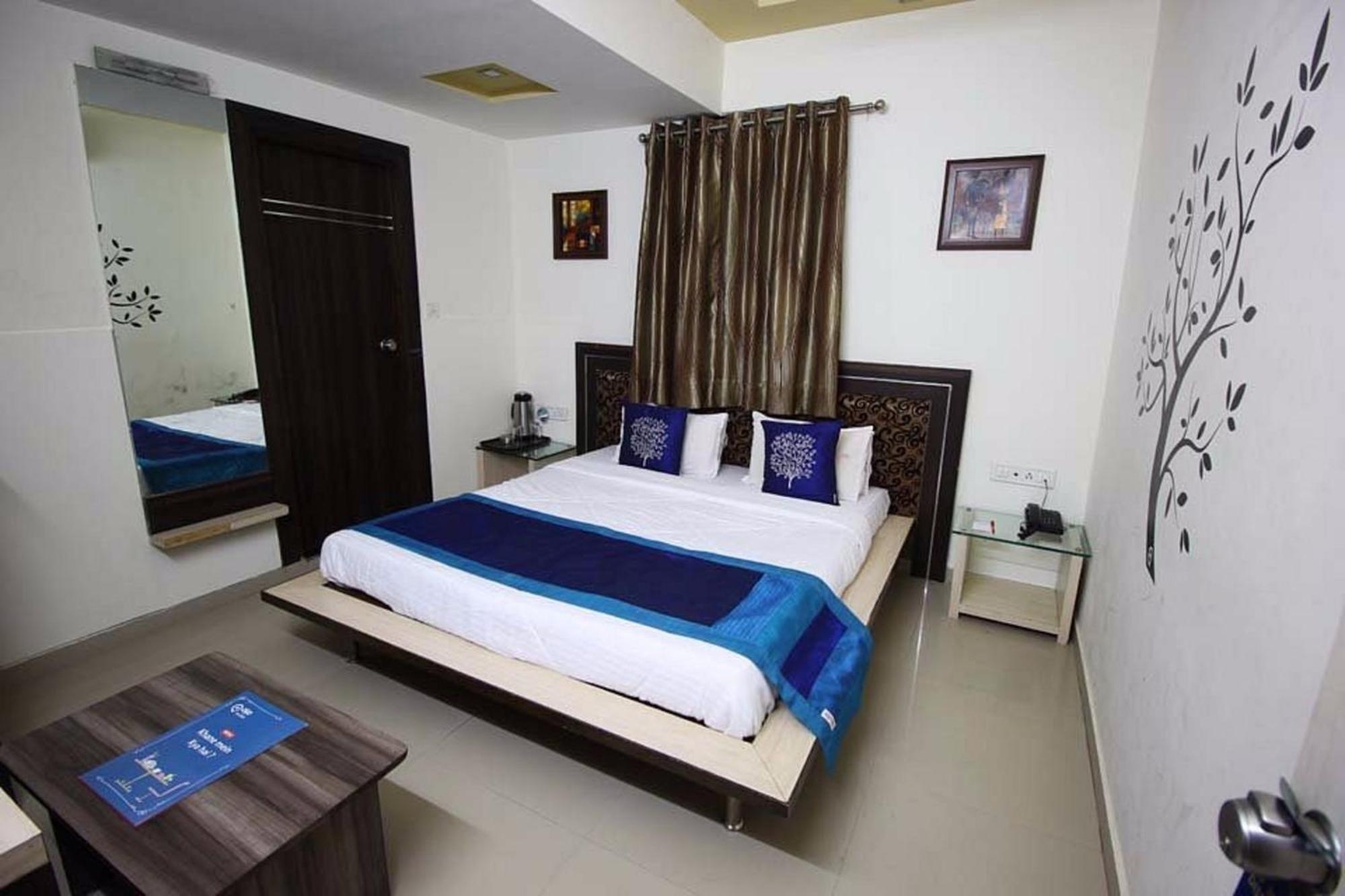 Hotel The Grand Pritam Gandhinagar Exterior foto