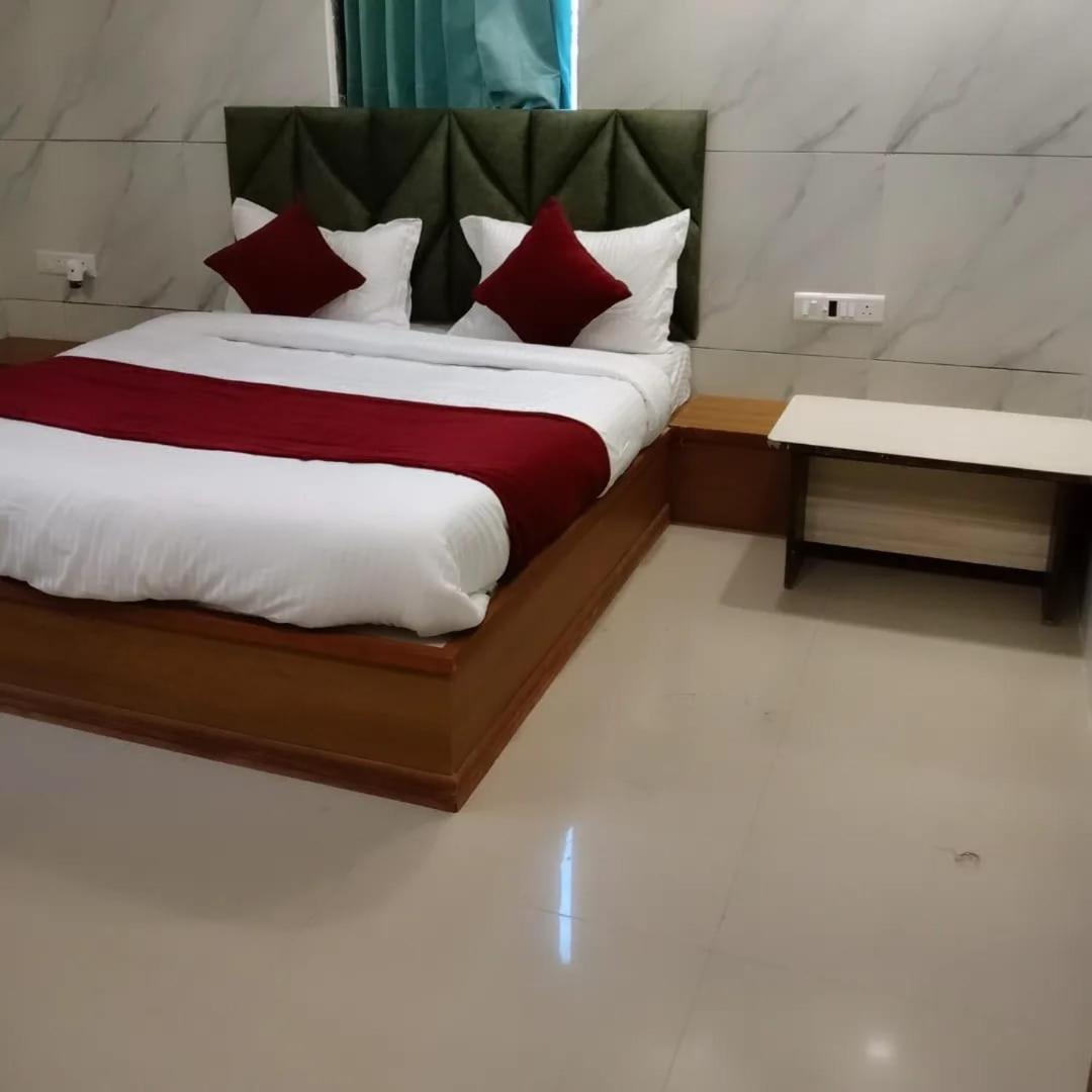 Hotel The Grand Pritam Gandhinagar Exterior foto